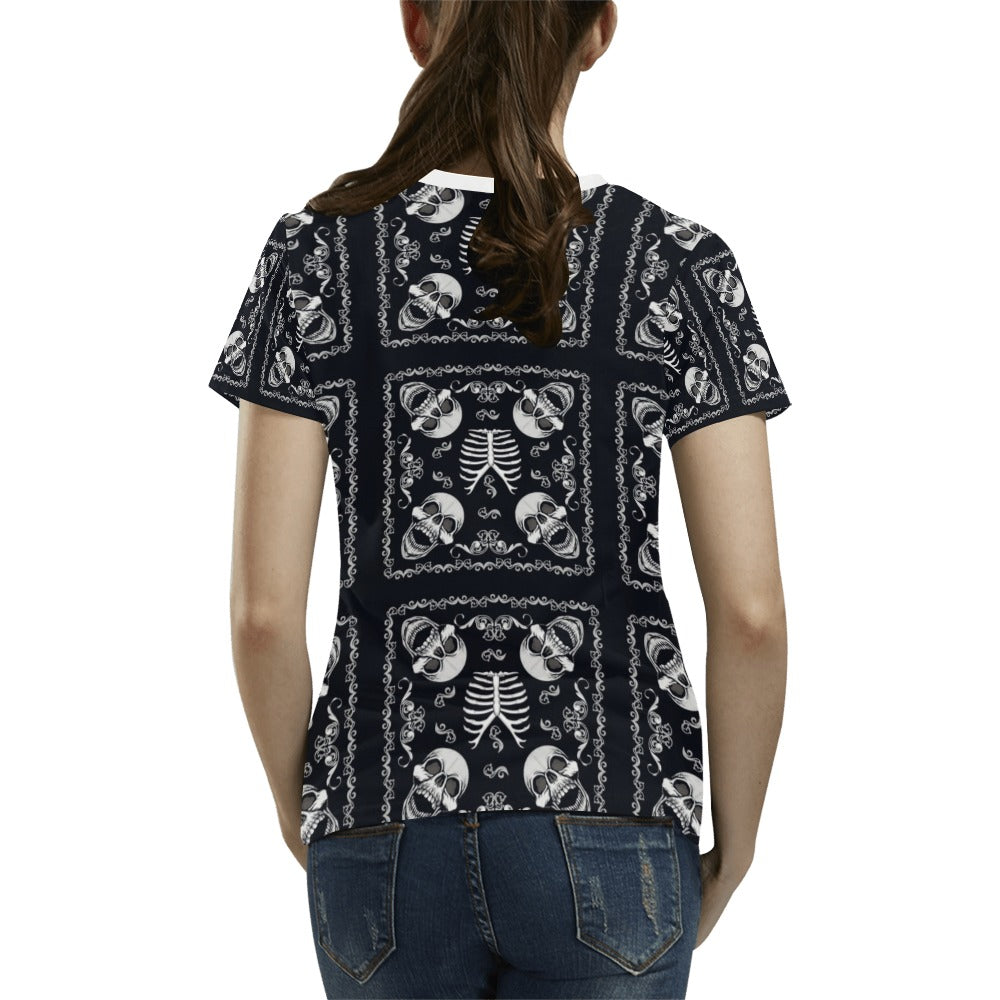 Bandana Skull Black White Print Design LKS306 Women's T-shirt