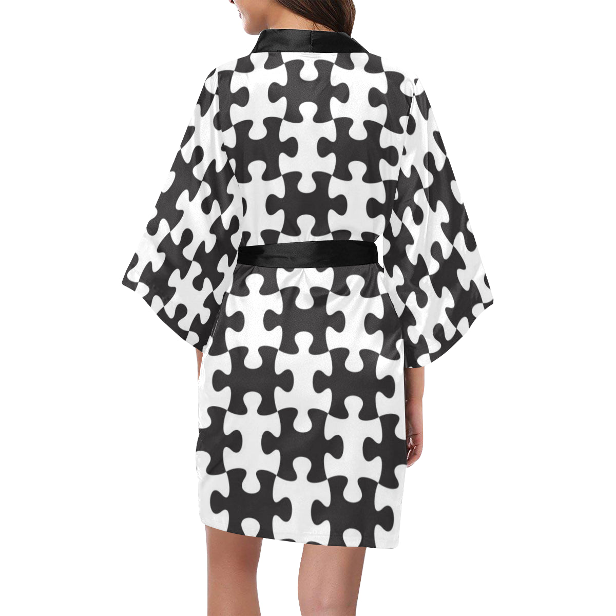 Puzzle Black White Pattern Print Design A02 Women's Short Kimono