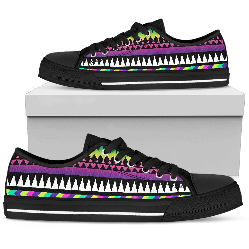 Animal Skin Aztec Rainbow Men Low Top Shoes