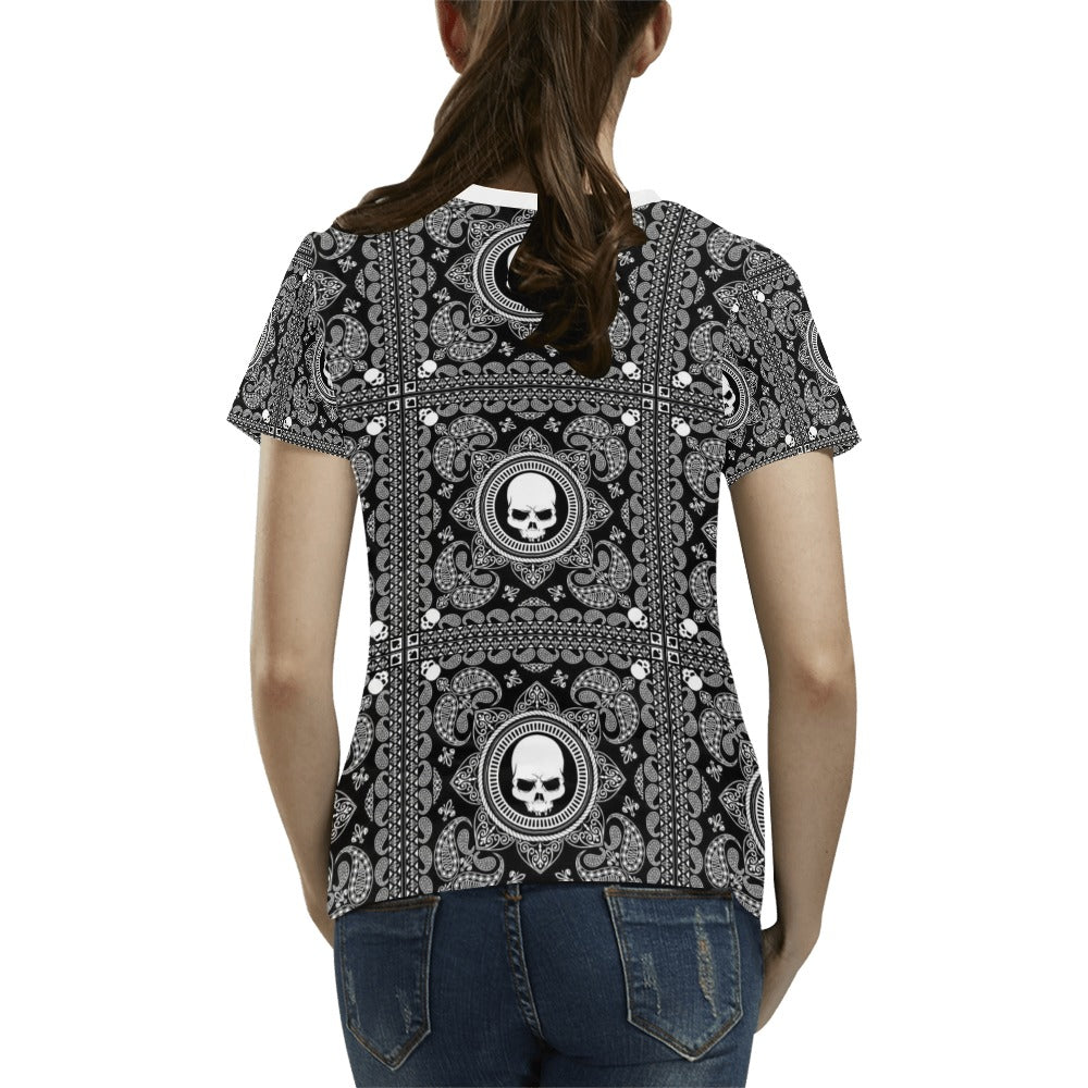 Bandana Skull Print Design LKS303 Women's T-shirt