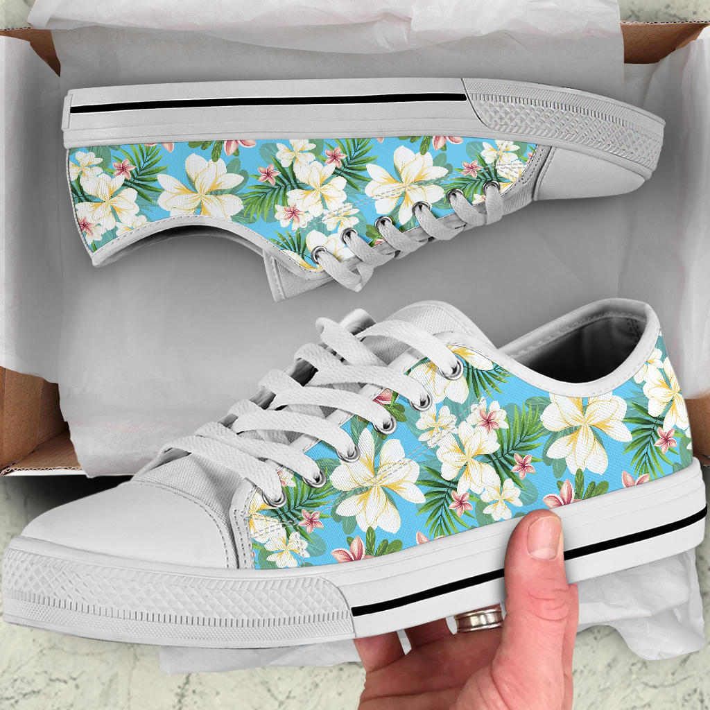 Plumeria Pattern Print Design PM028 White Bottom Low Top Shoes
