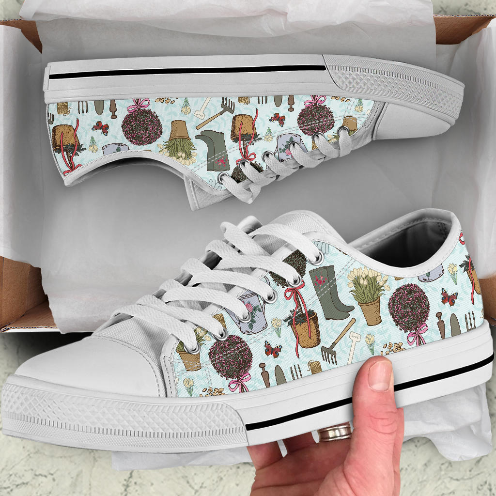 Gardening Pattern Print Design G01 White Bottom Low Top Shoes