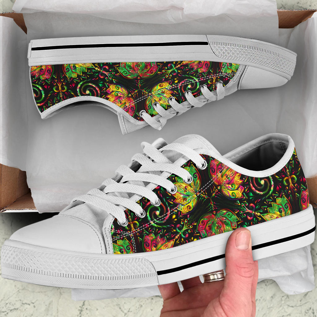 lotus Boho Pattern Print Design LO09 White Bottom Low Top Shoes