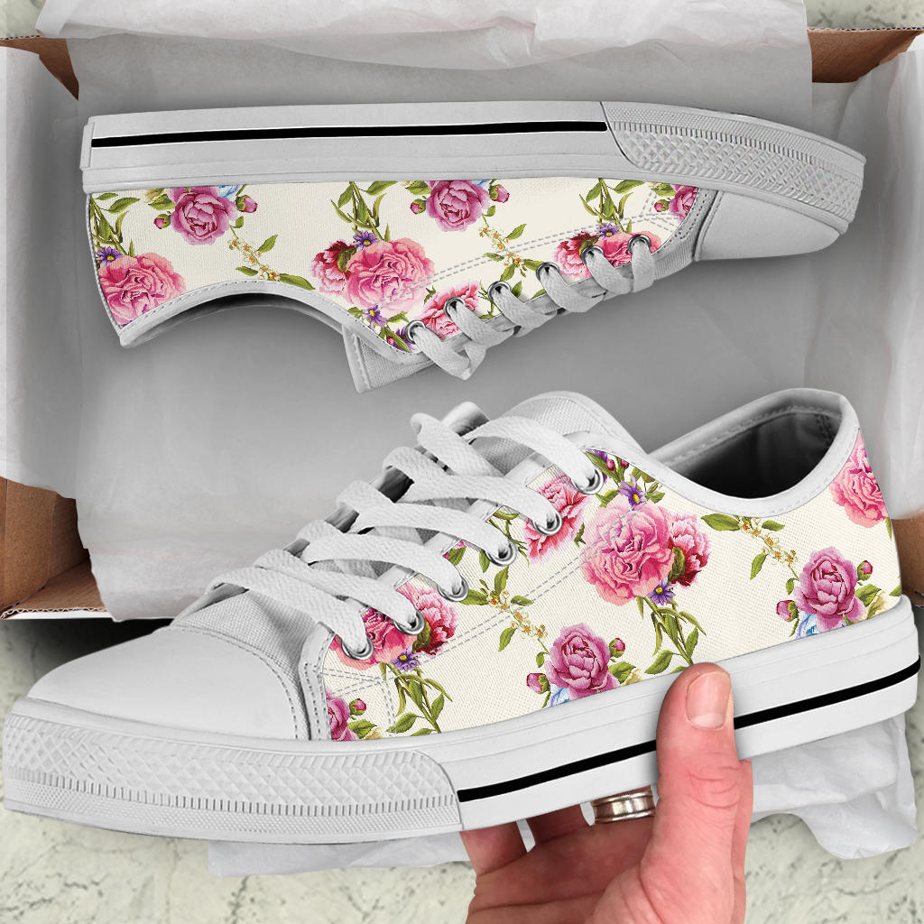 Carnations Pattern Print Design CN02 White Bottom Low Top Shoes