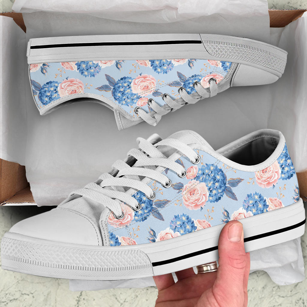 Hydrangea Pattern Print Design HD06 White Bottom Low Top Shoes