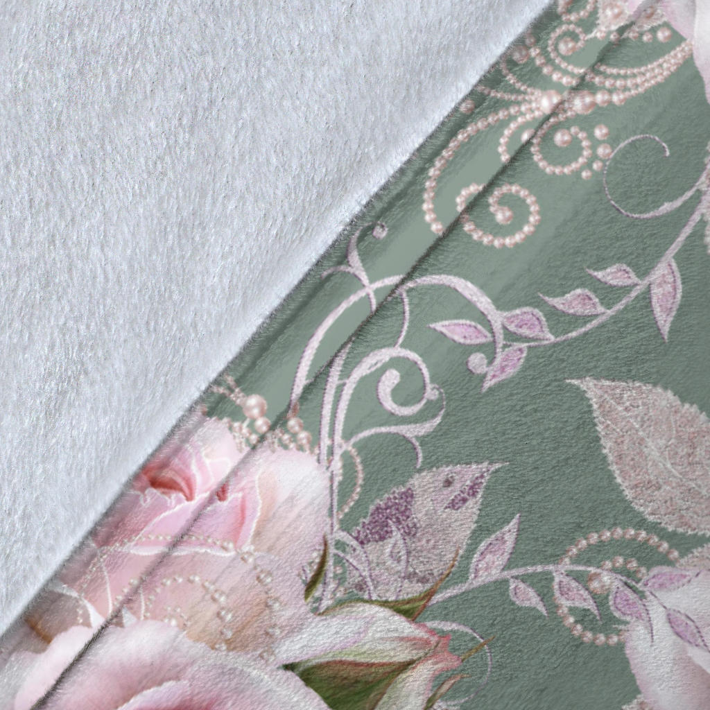 Rose White Pattern Print Design RO012 Fleece Blanket
