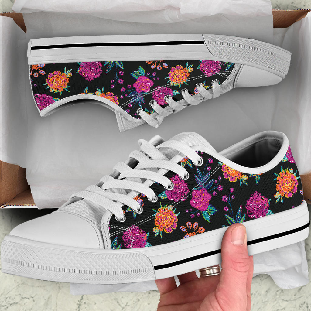 Marigold Pattern Print Design MR02 White Bottom Low Top Shoes