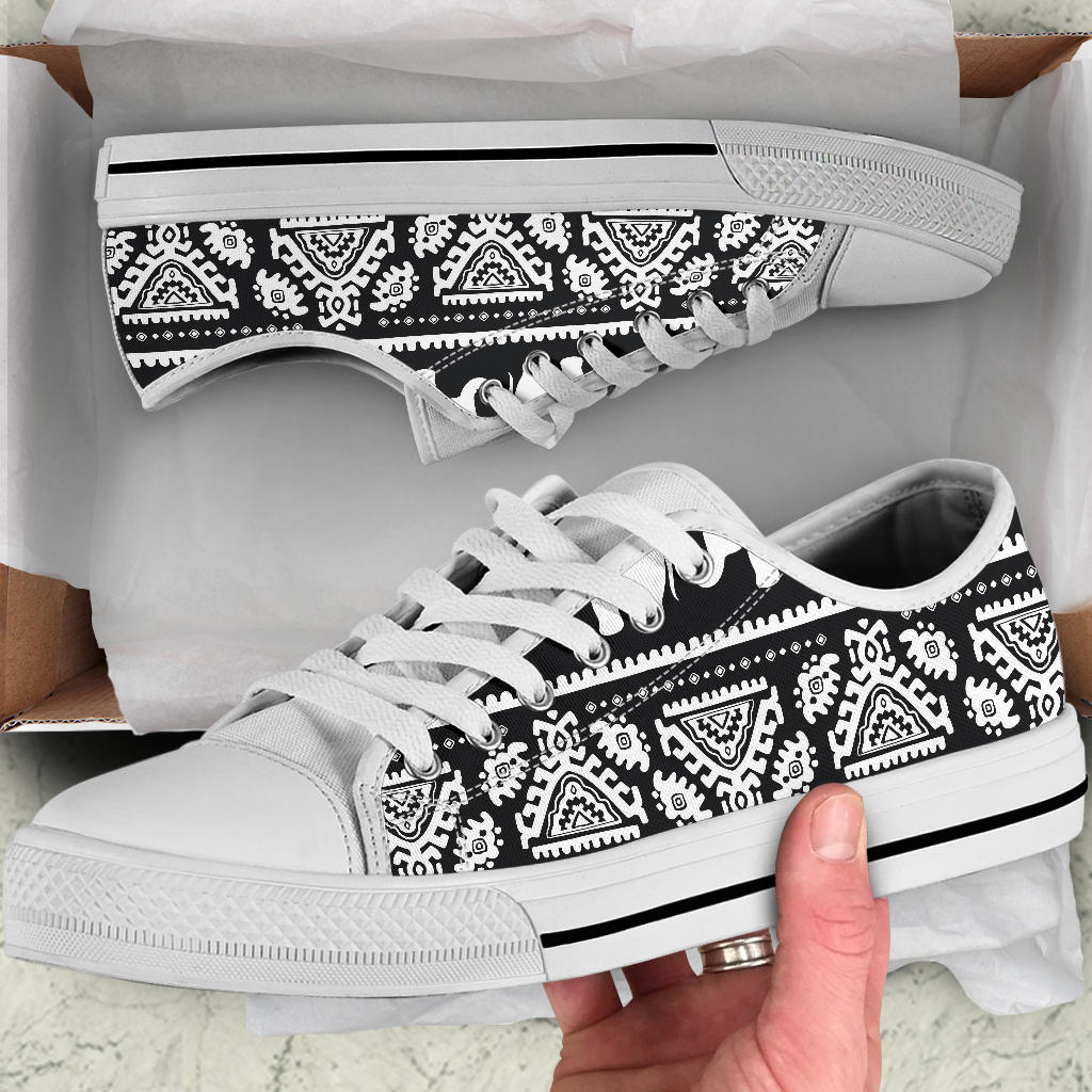 Elephant Pattern White Bottom Low Top Shoes