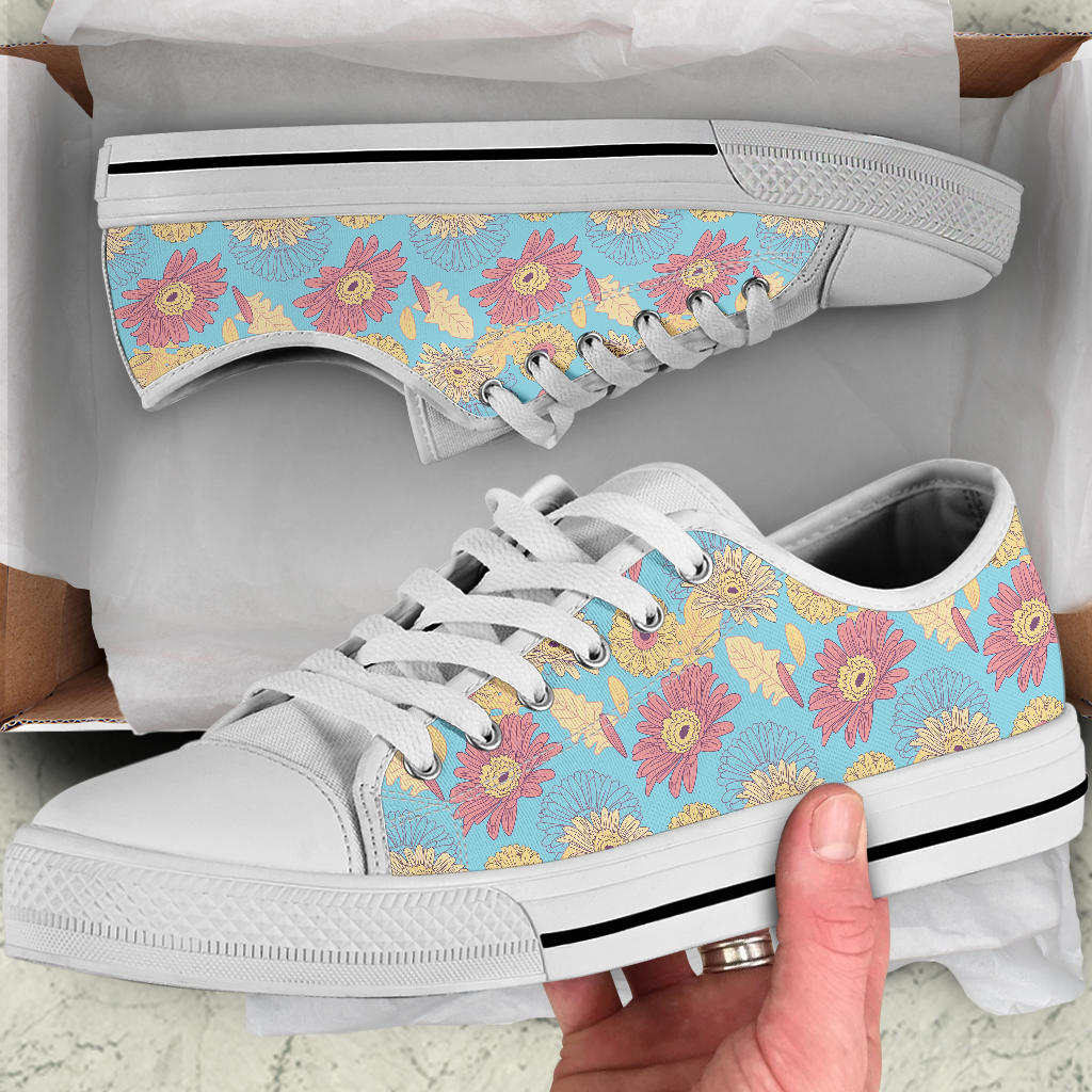 Gerberas Pattern Print Design GB04 White Bottom Low Top Shoes