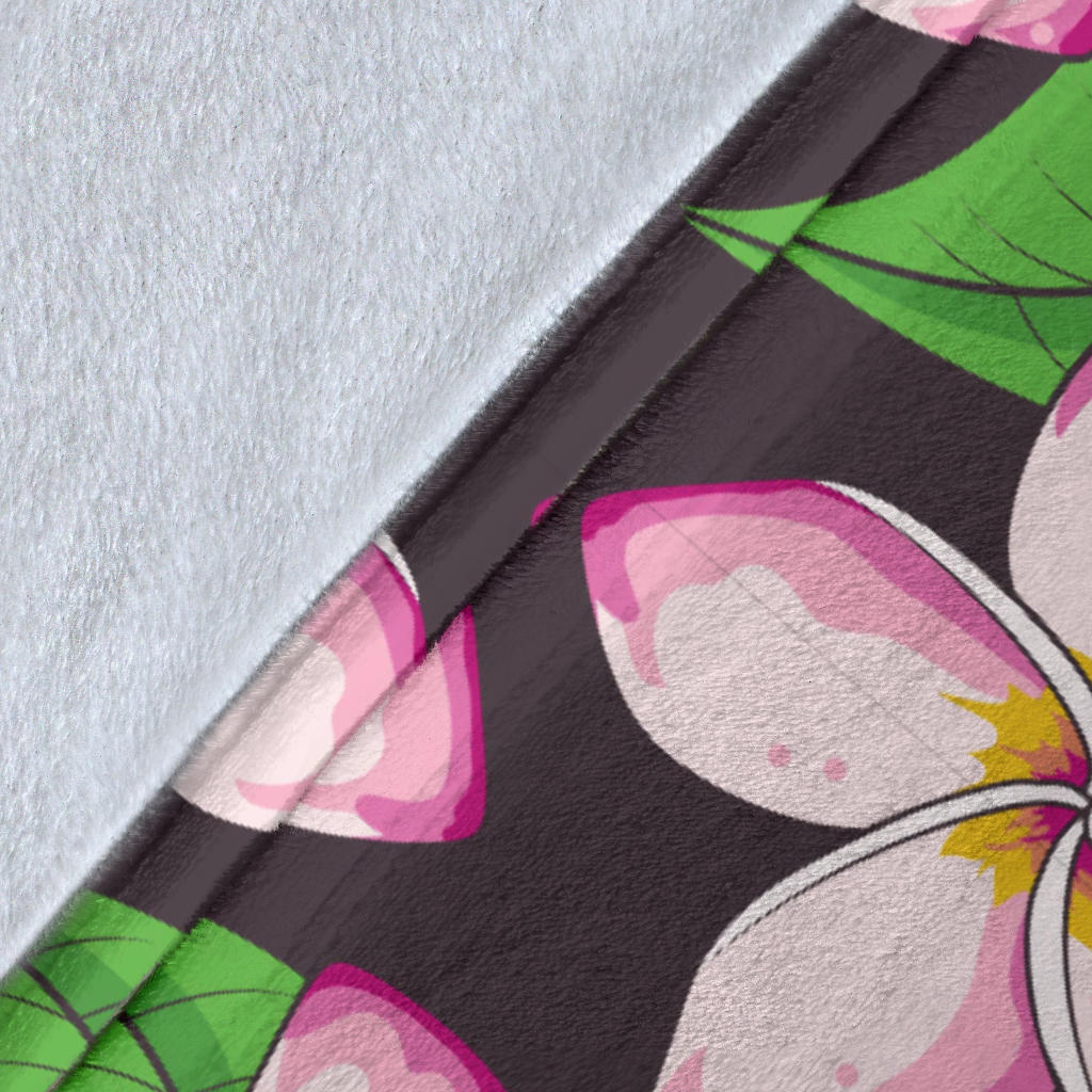 Pink Plumeria Pattern Print Design PM019 Fleece Blanket