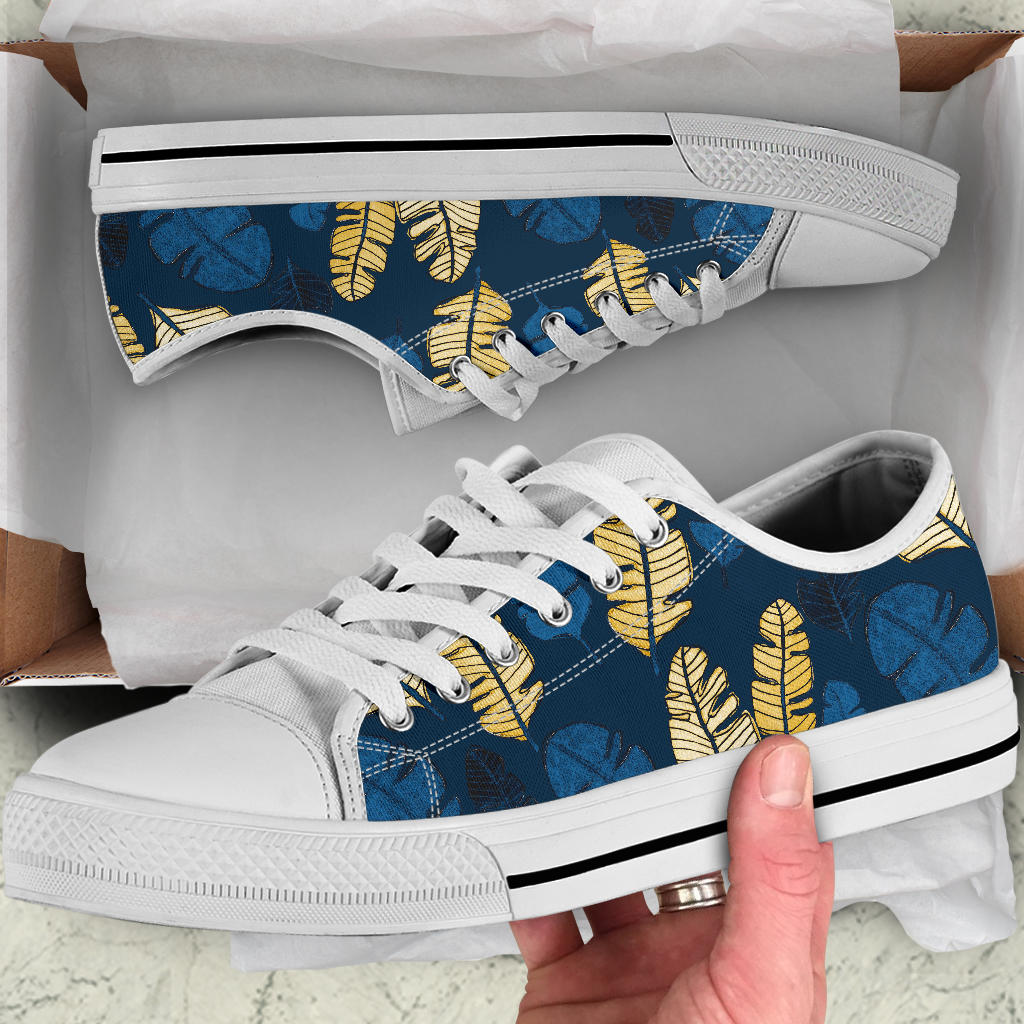 Banana Leaf Pattern Print Design BL09 White Bottom Low Top Shoes