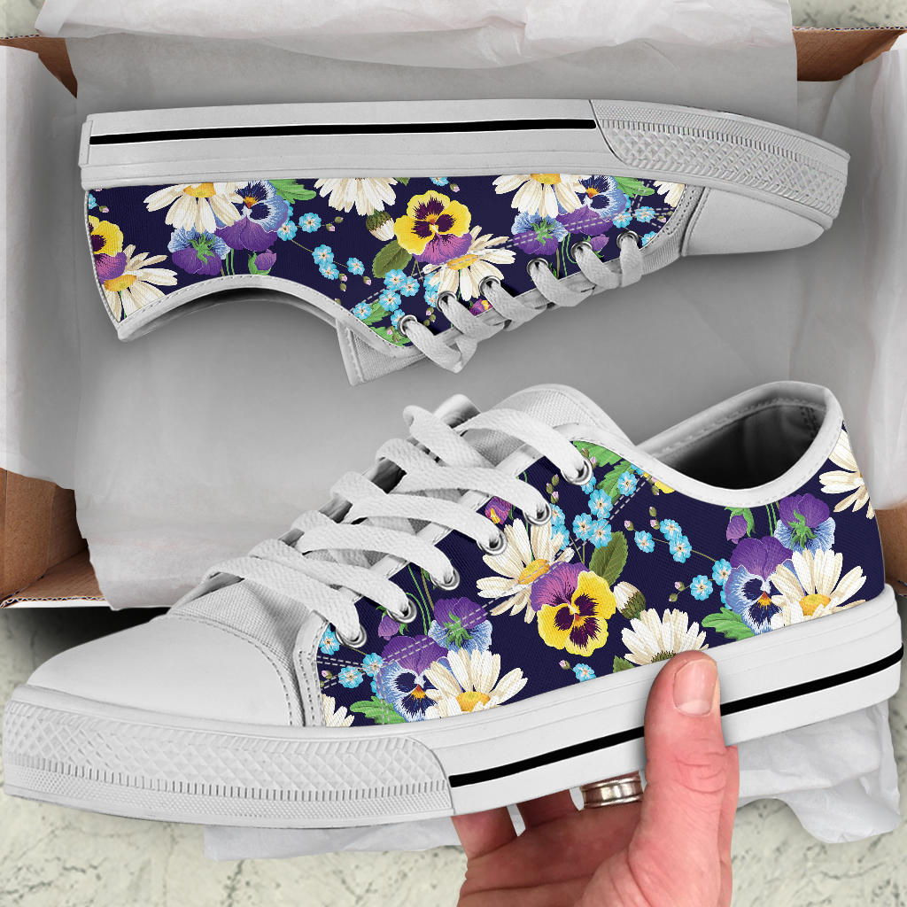 Pansy Pattern Print Design PS03 White Bottom Low Top Shoes