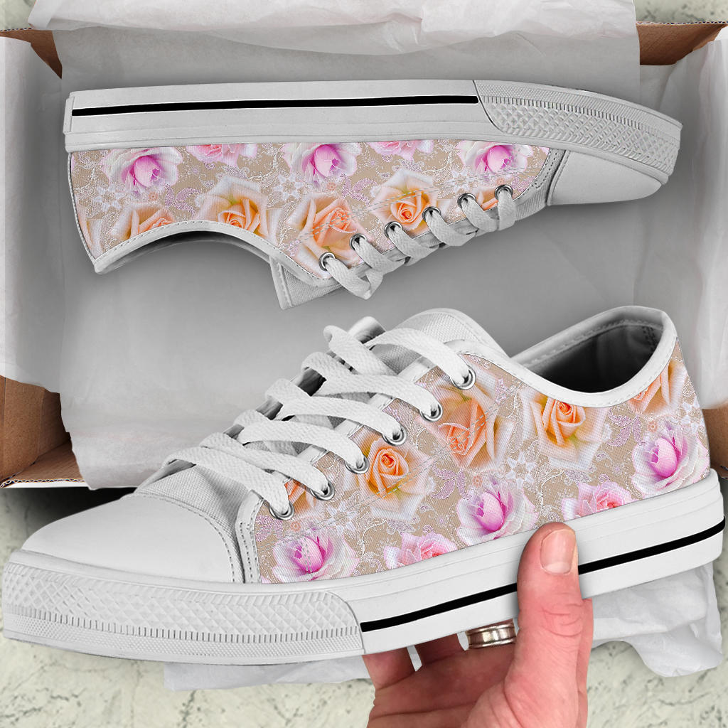 Rose Pattern Print Design RO011 White Bottom Low Top Shoes