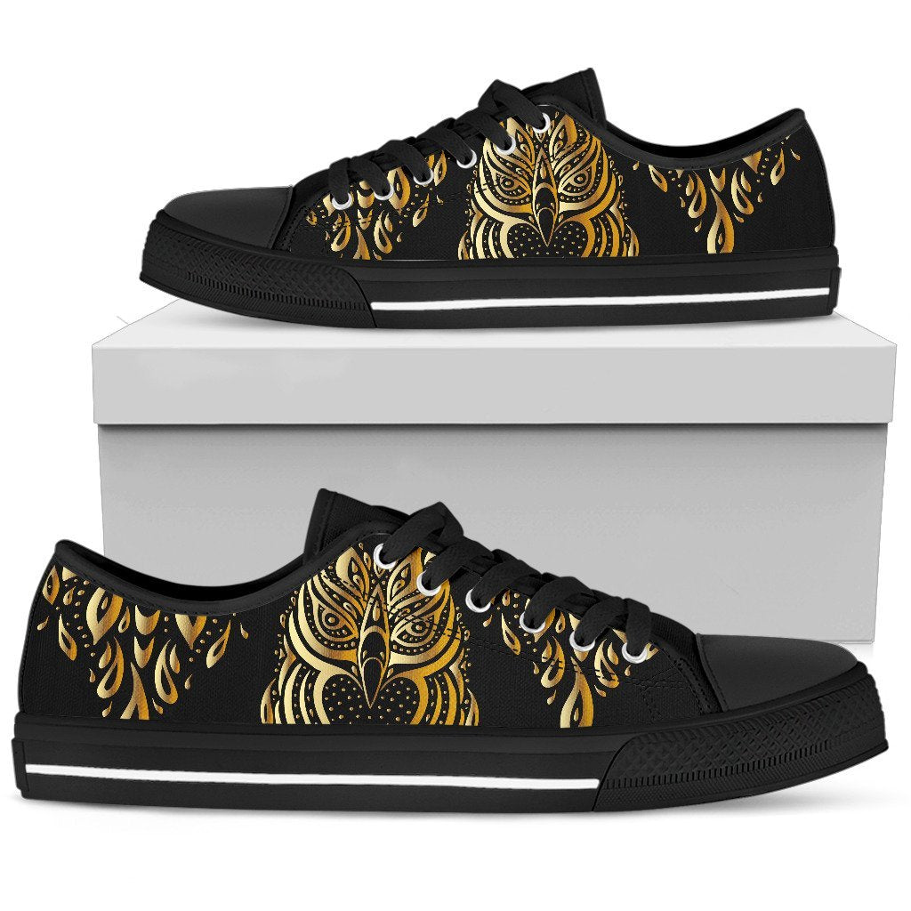 Gold Ornamental Owl Women Low Top Canvas Shoes