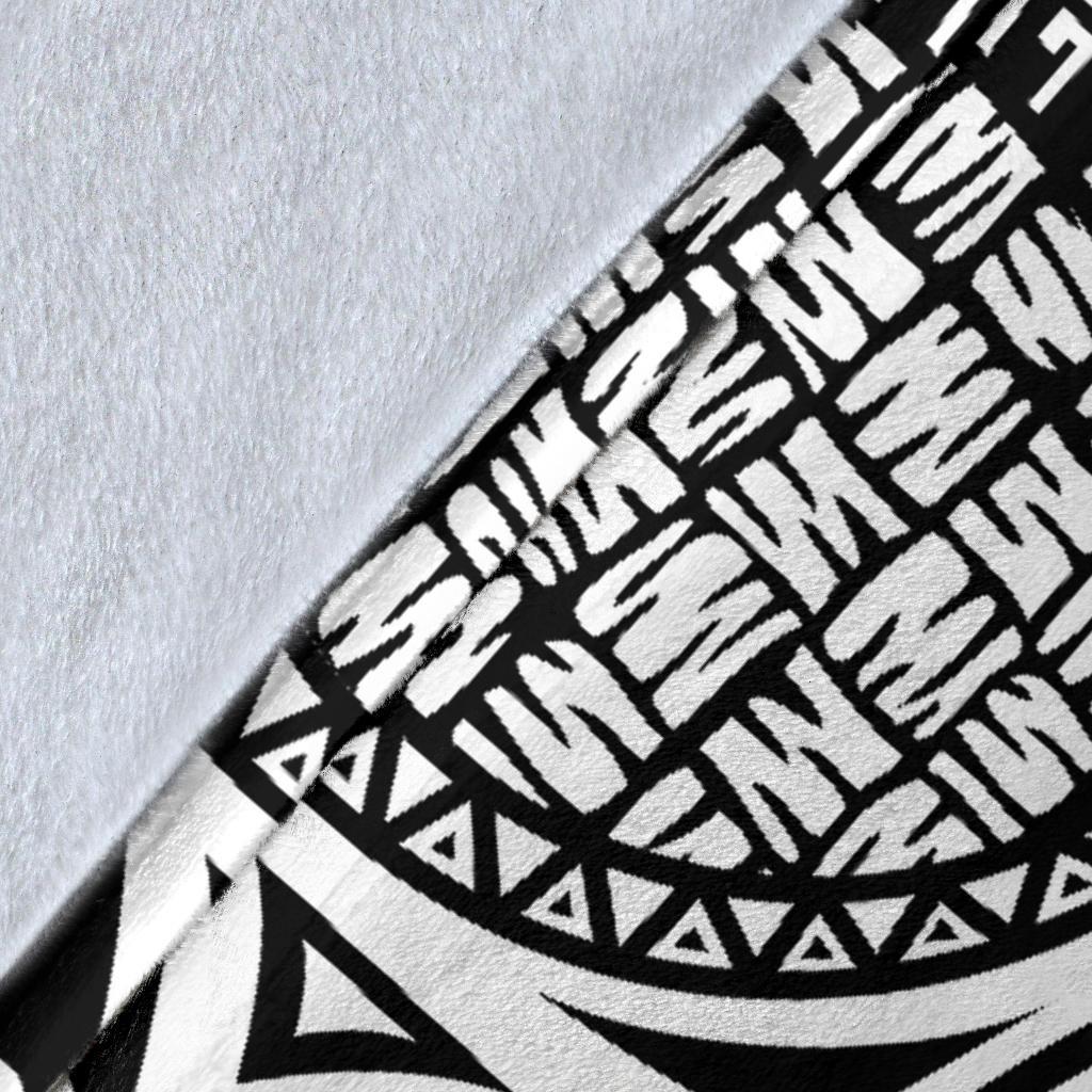 Polynesian Tribal Pattern Fleece Blanket