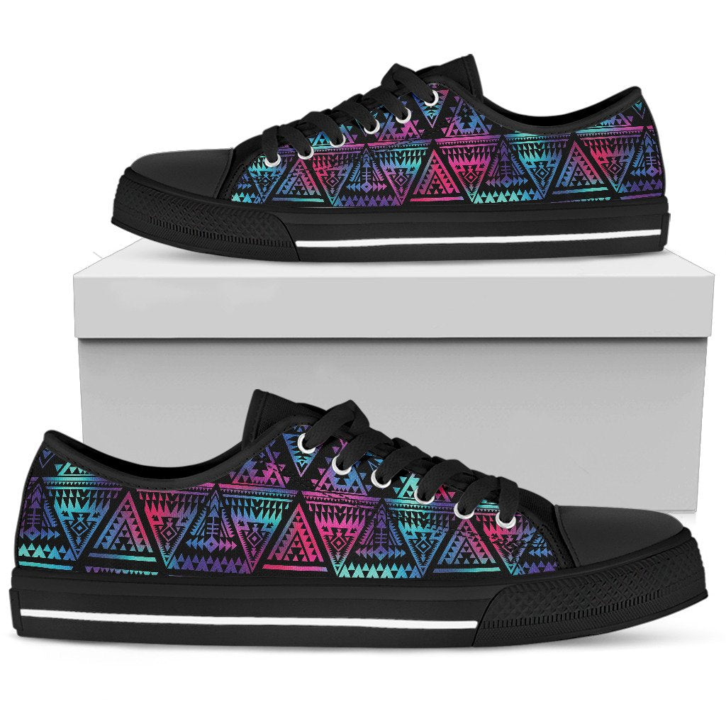 Tribal aztec Dark Multicolor Men Low Top Shoes