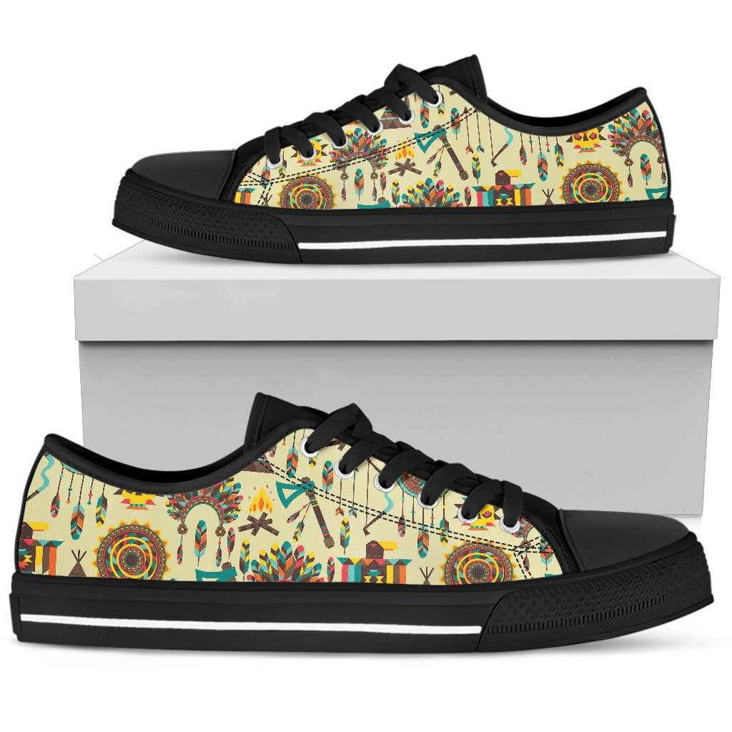 Tribal indians native american aztec Men Low Top Shoes
