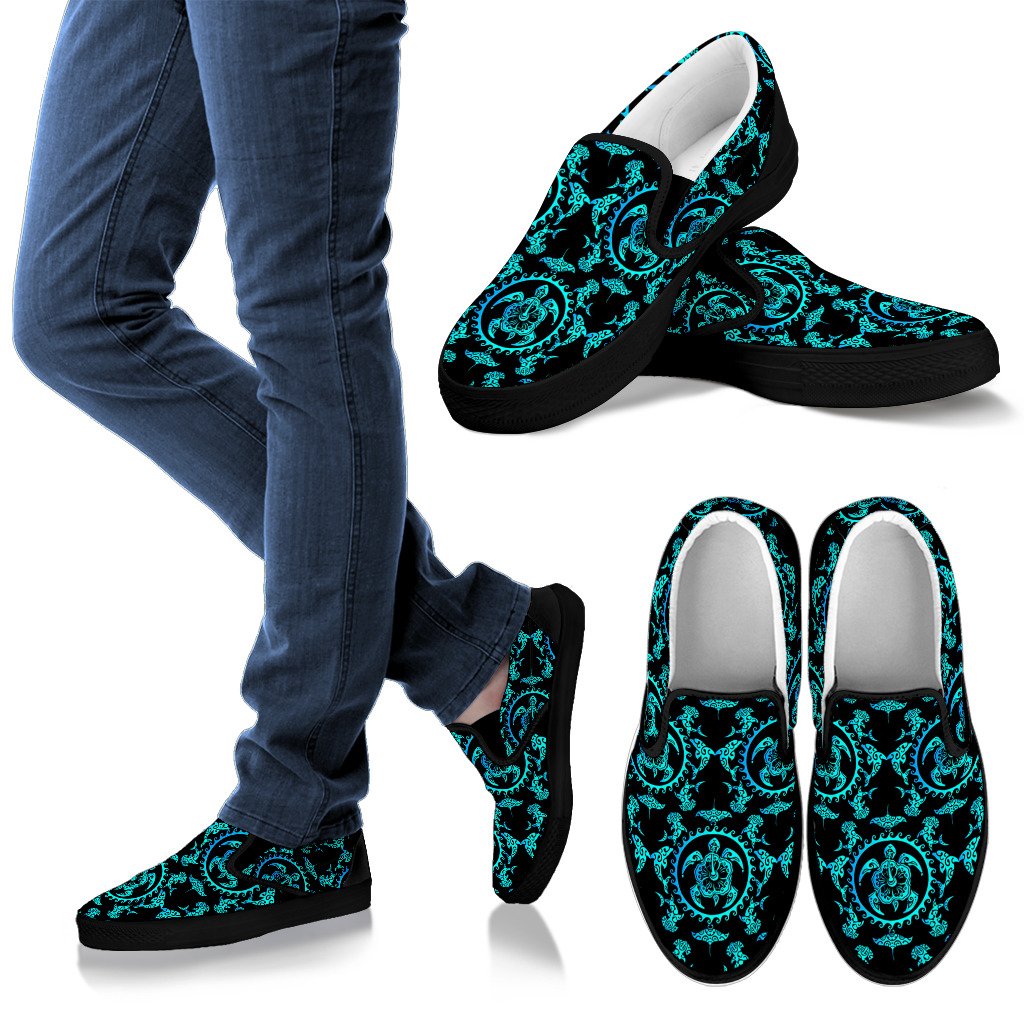 Turquoise Tribal Sea Turtle Hawaiian Men Slip On Shoes