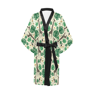 Rainforest Giraffe Pattern Print Design A02 Women's Short Kimono