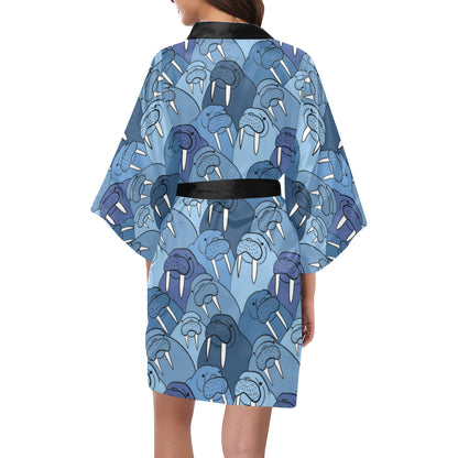 Walrus Pattern Print Design 01 Women's Short Kimono