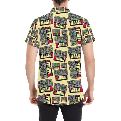 Synthesizer Pattern Print Design 01 Men's Short Sleeve Button Up Shirt
