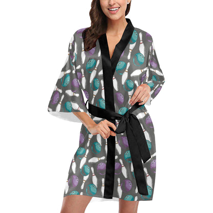 Bowling Pattern Print Design 03 Women's Short Kimono
