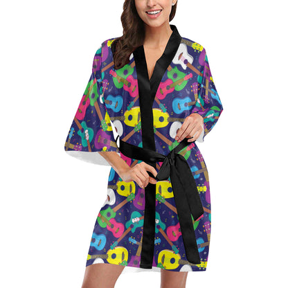 Ukulele Pattern Print Design 02 Women's Short Kimono