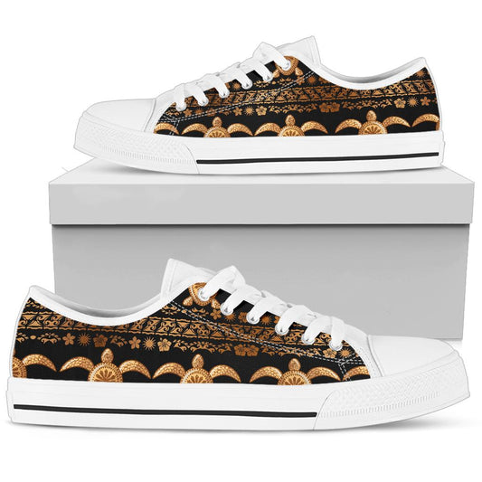 Tribal Sea turtle Polynesian Hawaiian White Bottom Low Top Shoes