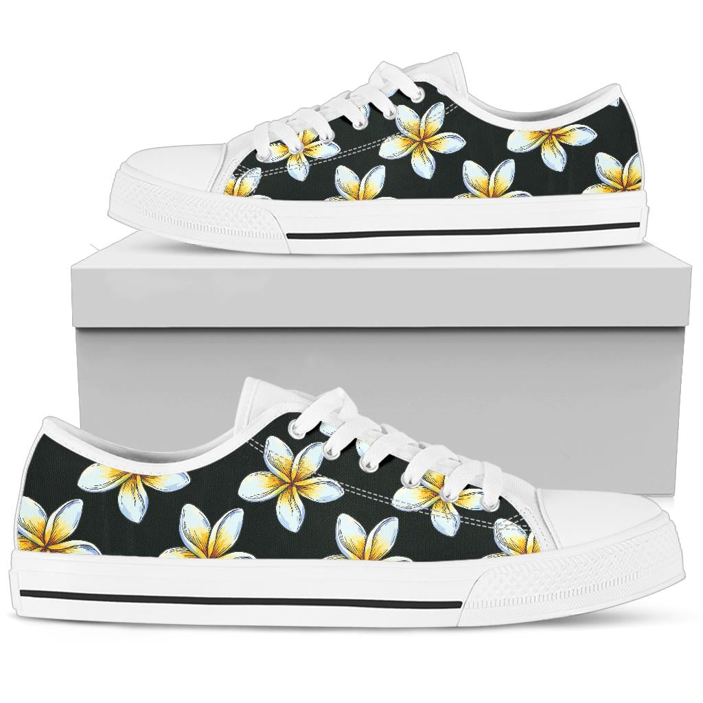 White Plumeria Pattern Print Design PM022 White Bottom Low Top Shoes