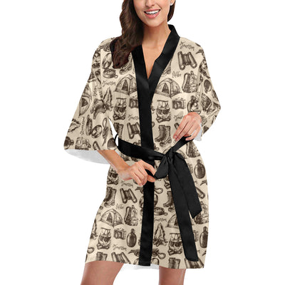 Camping Pattern Print Design 01 Women's Short Kimono