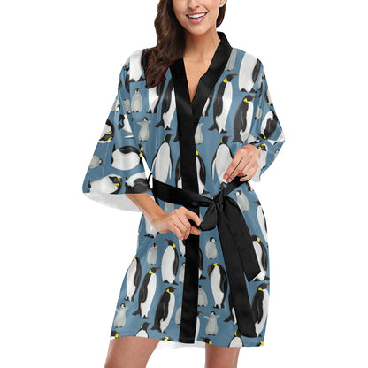 Penguin Pattern Print Design A03 Women's Short Kimono