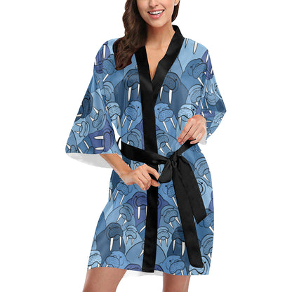 Walrus Pattern Print Design 01 Women's Short Kimono
