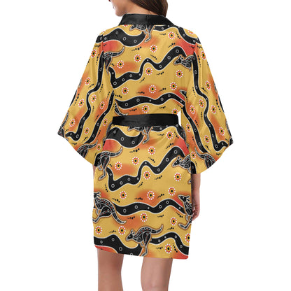 Kangaroos Aboriginal  Pattern Print Design 06 Women's Short Kimono