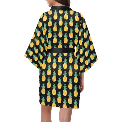 Pineapple Pattern Print Design A03 Women's Short Kimono