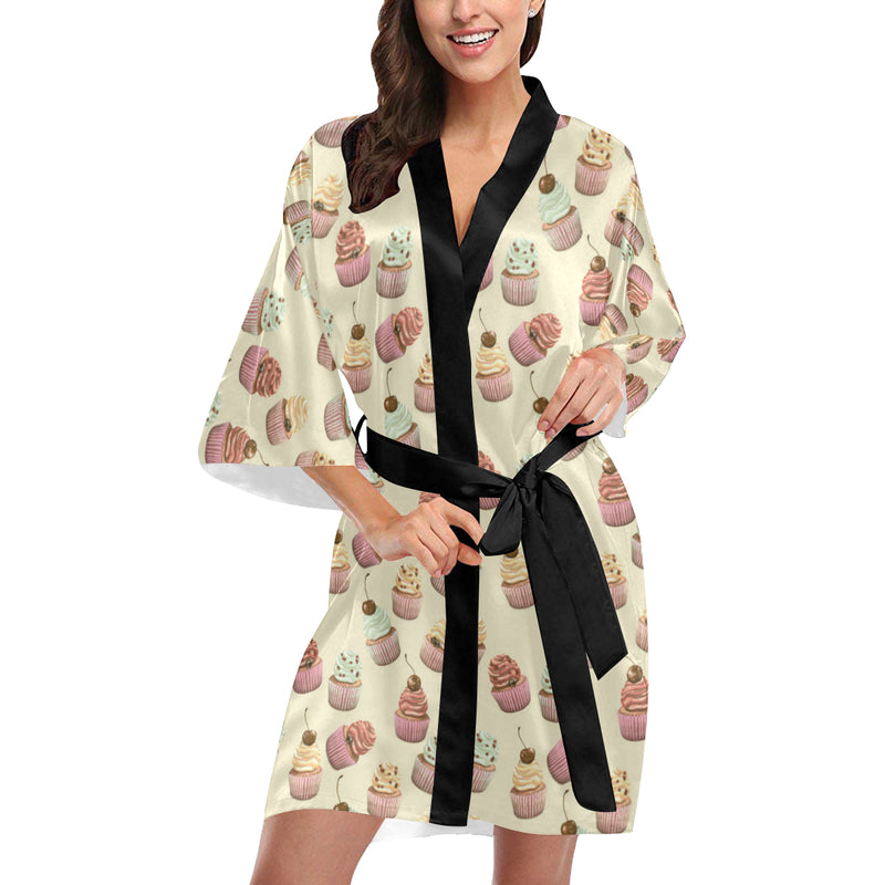 Cupcake Pattern Print Design 04 Women's Short Kimono