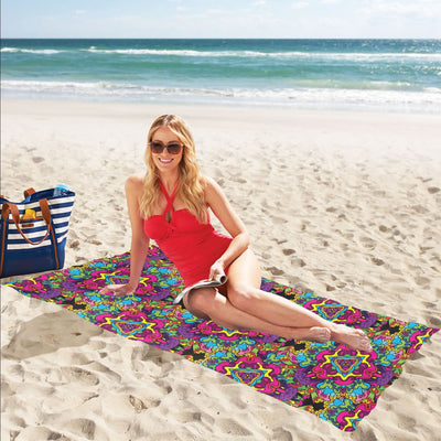 Trippy Print Design LKS303 Beach Towel 32" x 71"