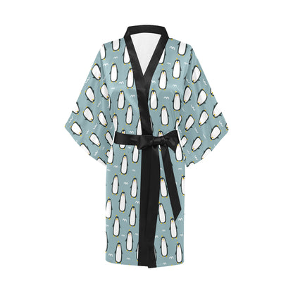 Penguin Pattern Print Design A02 Women's Short Kimono