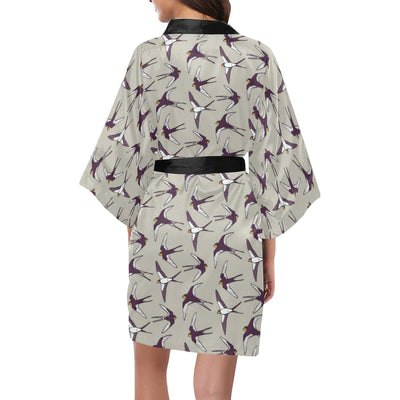 Swallow Bird Pattern Print Design 03 Women's Short Kimono