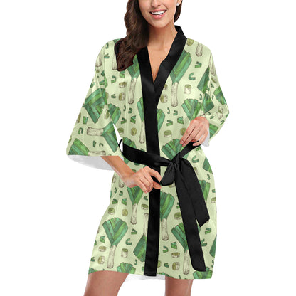 Leek Pattern Print Design 04 Women's Short Kimono