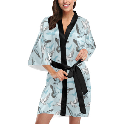 Pigeon Pattern Print Design 03 Women's Short Kimono