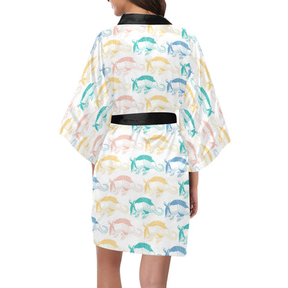 Armadillo Pattern Print Design 05 Women's Short Kimono
