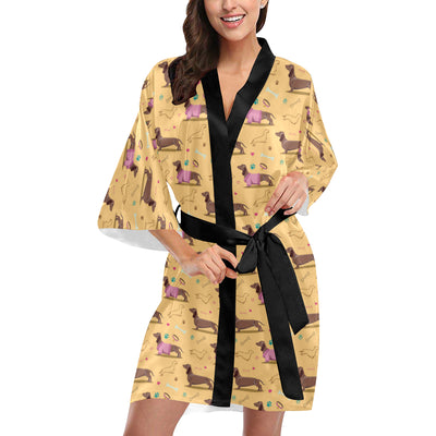 Dachshund Pattern Print Design 07 Women's Short Kimono