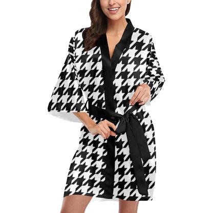 Houndstooth Black White  Pattern Print Design 05 Women's Short Kimono