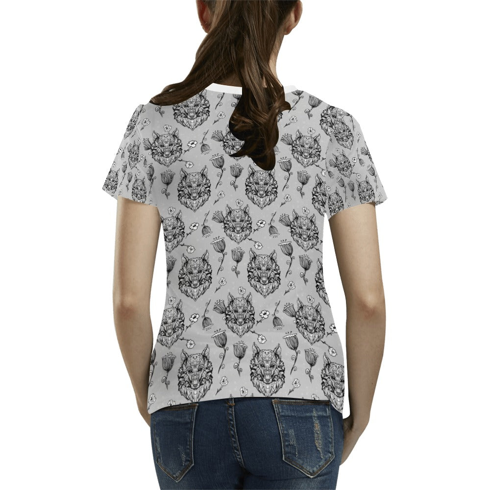 Tribal Pattern Print Design LKS306 Women's  T-shirt
