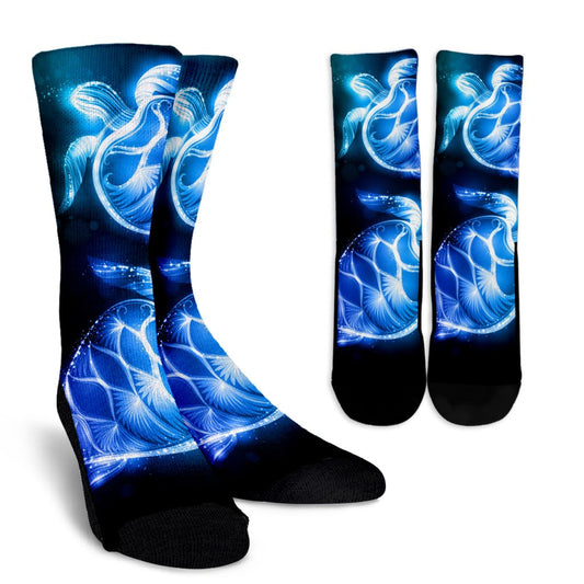Blue Neon Sea Turtle Print Crew Socks