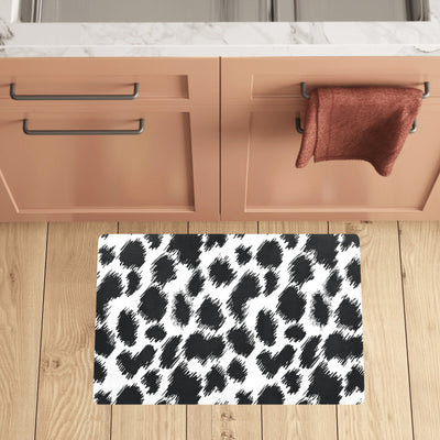 Cheetah Black Print Pattern Kitchen Mat