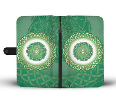 Celtic Green Wallet Phone Case