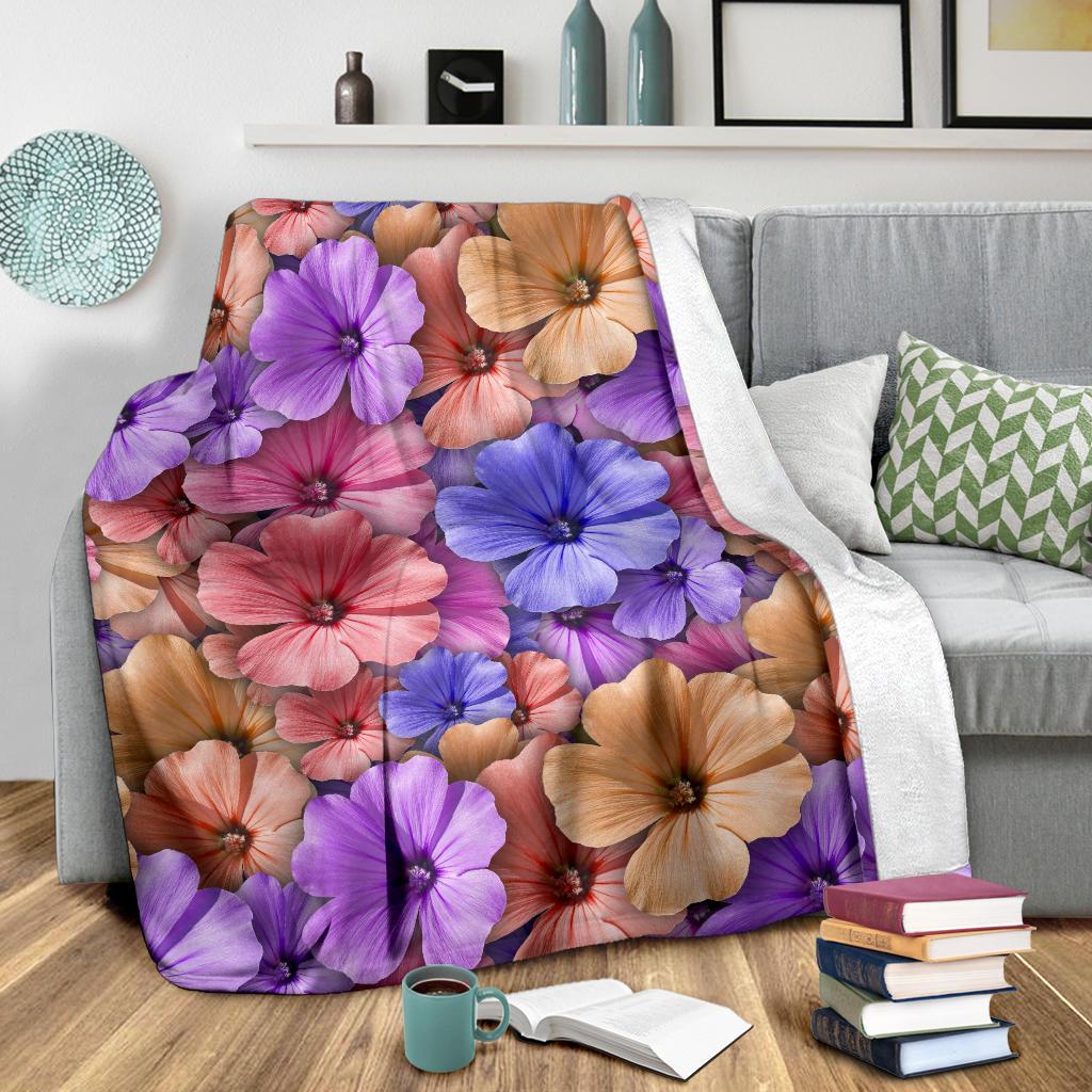 Colorful Geranium Pattern Fleece Blanket