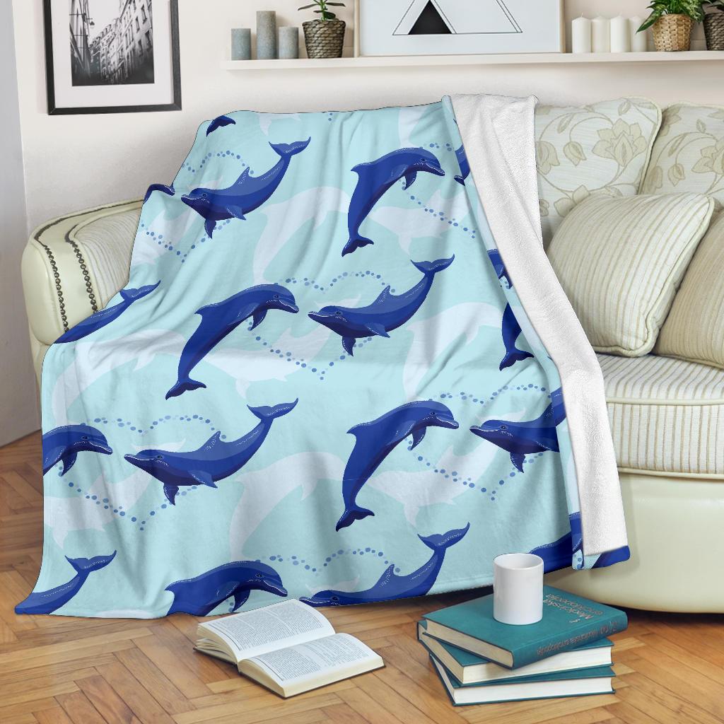 Dolphin Heart Pattern Fleece Blanket