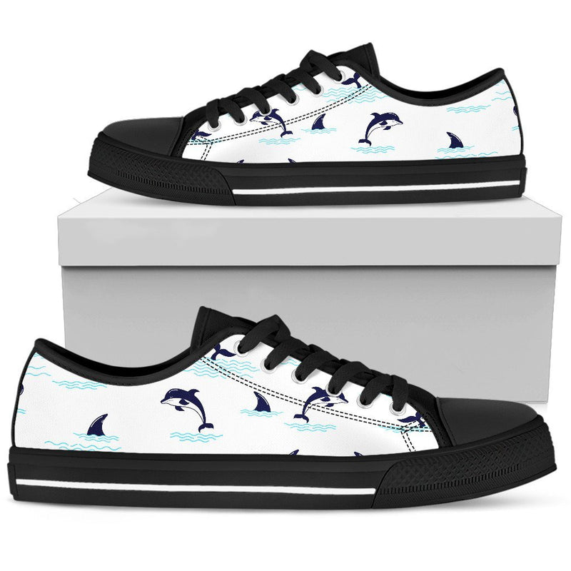 Dolphin Jumping Women Low Top Canvas Shoes